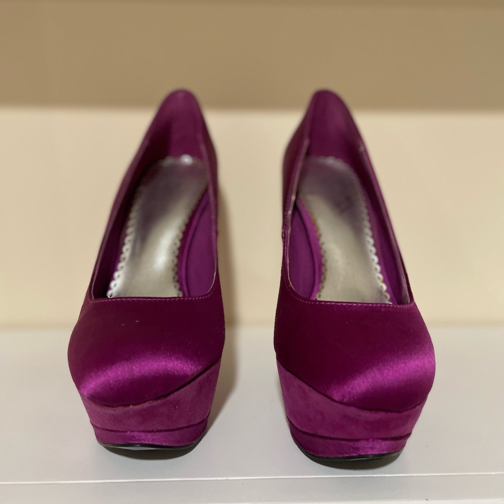 Bebe heels